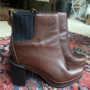 Sorel Brown Leather Ankle Booties